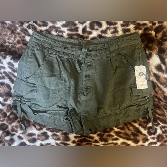 Free People Pants - Free People Utility Shorts | Army Green Boho Size 10